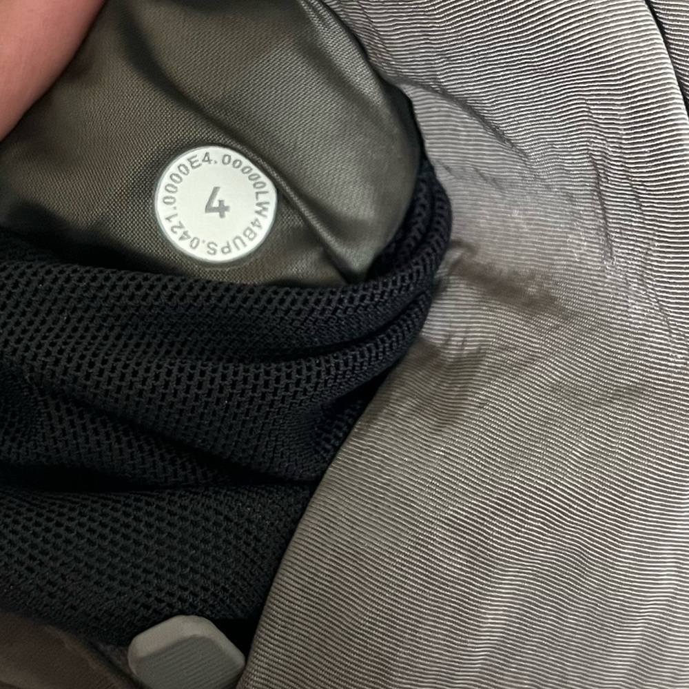 Lululemon Non-Stop Reversible Bomber Jacket in Rover Size 4 - Picture 11 of 11